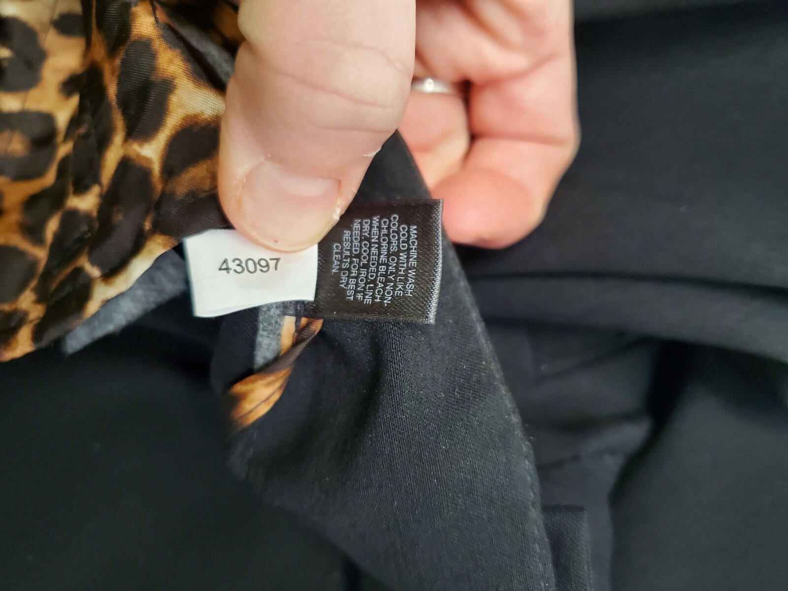 HHP Women's Size 6 Express Design Studio Slim Leg Black Dress Pants