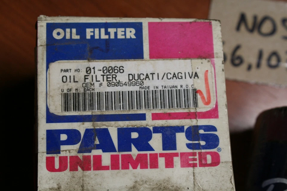 Filtro de aceite Parts Unlimited 01-0066 Ducati Cagiva 82-88 650 Alazzurra GT Sports Foto 2 de 3