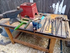 Vintage 1cwt Anvil,stand And Tools