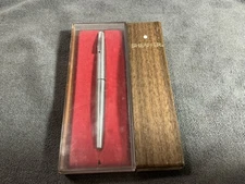Vintage 1970s Sheaffer 444 Fountain Pen Brushed Chrome - Fine