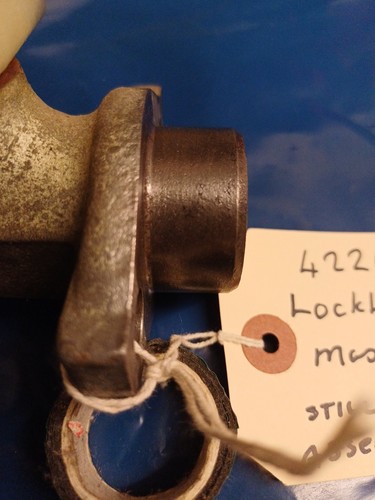 FORD TRANSIT MK1 MK2 A SERIES LOCKHEED BRAKE MASTER CYLINDER - Picture 5 of 8