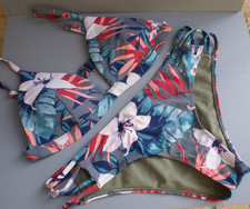 Hollister Bikini Set grau rosa rot blau Gr. L / 42 NEU NP 59,-- €