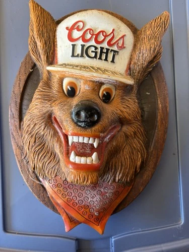 VINTAGE 1987 COORS LIGHT BEER WOLF 3-D WALL ADVERTISING SIGN