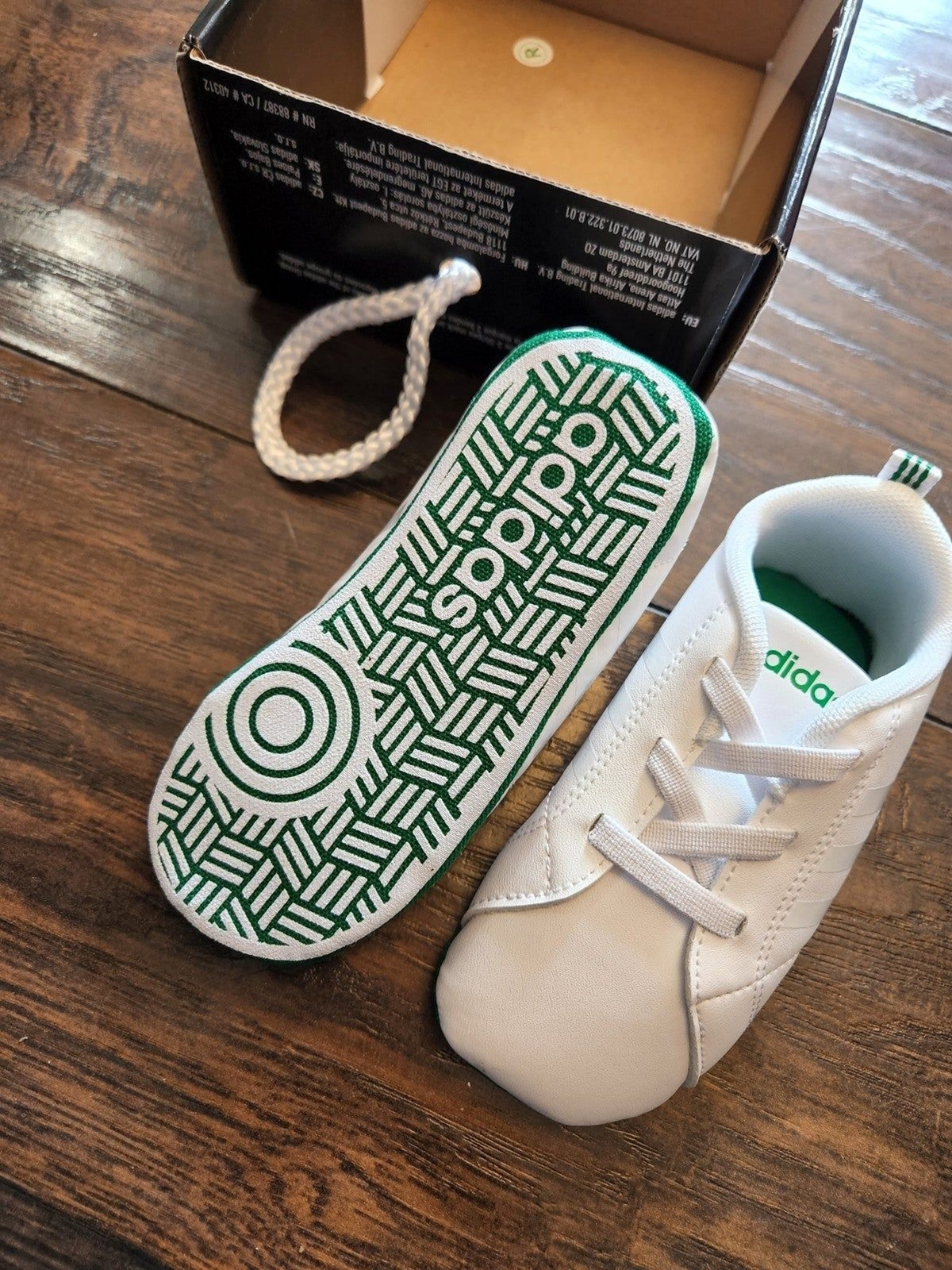 PONY Scarpe culla Adidas vs Vantaggio taglia 5k nuove!