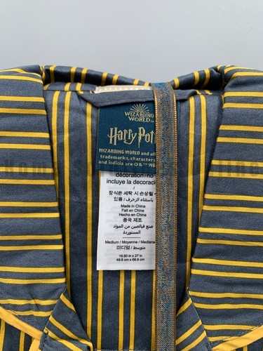 Pottery Barn Teen Harry Potter™ Hufflepuff House Pajama Set Yellow Medium #9090 - Picture 7 of 7