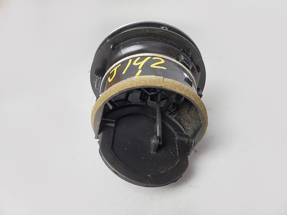 2004 - 2008 Mazda Rx8  Ac Air Vent Grille Nozzle Heater Driver Lh Dash Oem - Image 2 of 4