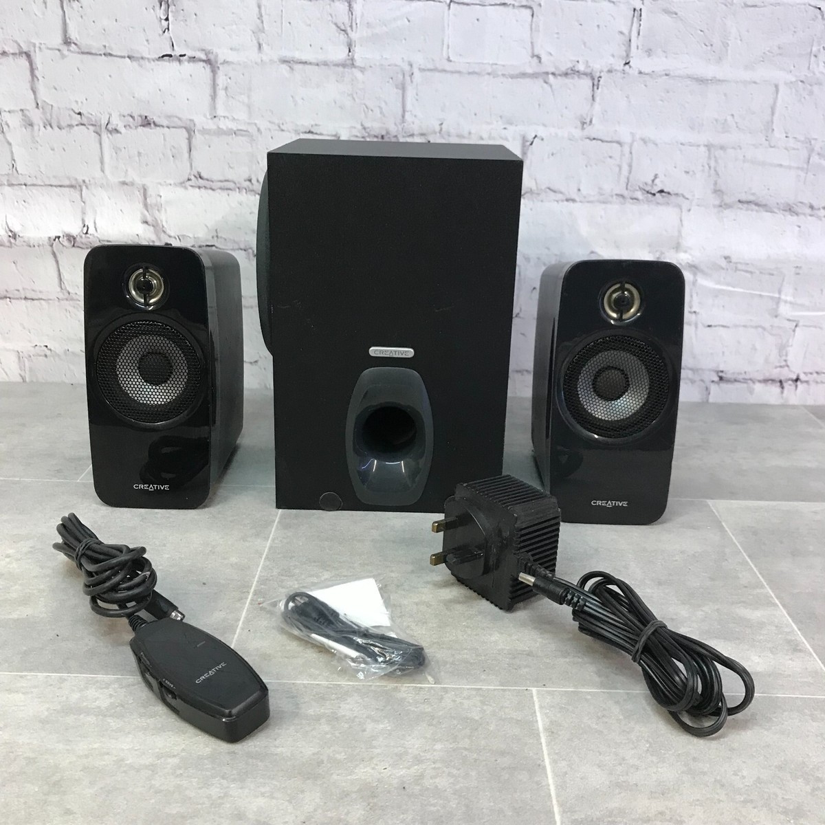 Creative I-TRIGUE 3220 Computer Speakers With Subwoofer Powerful