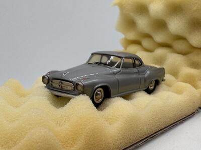Borgward Isabella Coupe  1957 - 1:43 Tin Wizard 155 FM silber in OVP