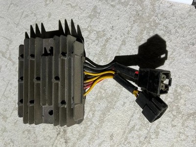 Ersatz Motorrad Regler Gleichrichter für Triumph Daytona 675 (2009-13)