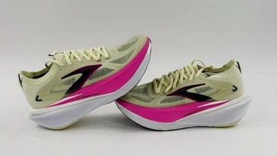 Brooks Luminary Cyber Pink Hyperion Max 3 Womens Running Shoes