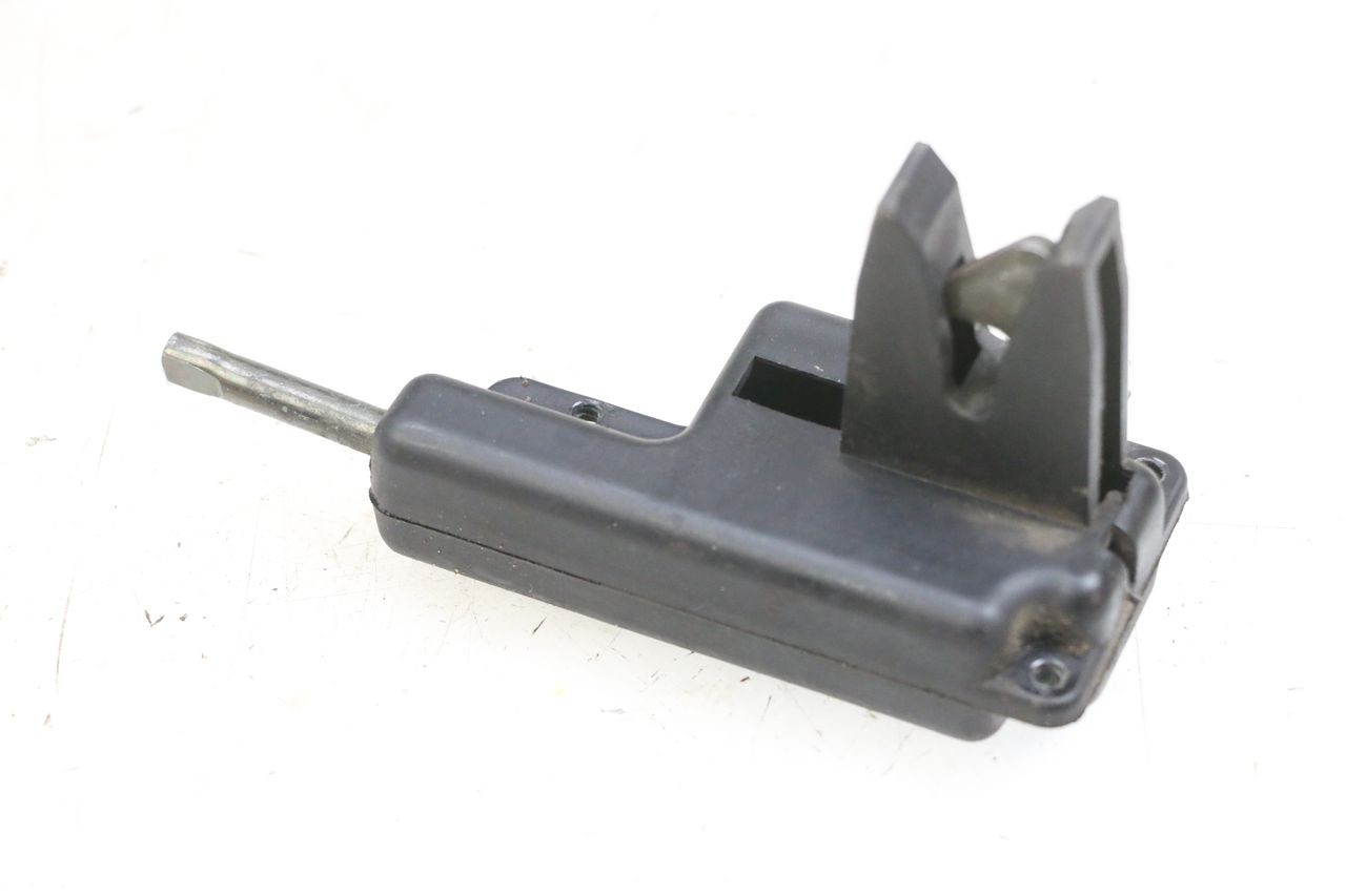 CERRADURA DE ASIENTO - PIAGGIO ZIP 4T 50 (2018 - 2020)