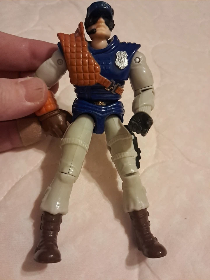 Sgt. Mace Reporting for Duty! 1988 C.O.P.S. 'n Crooks S.W.A.T. Boneco de ação vintage - Imagem 3 de 4