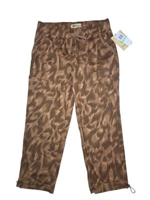 Democracy Cropped Brown Animal Print Cargo Mid Rise Pull On Pants 8 NWT