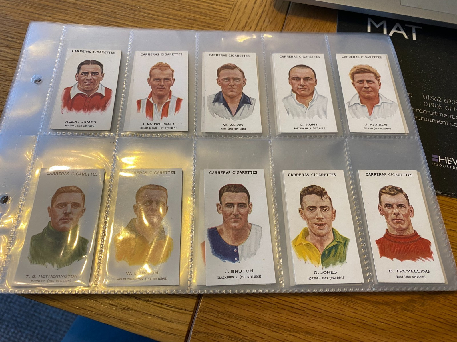 1934   CARRERAS  FOOTBALLERS   MINT CONDITION   BUY IT NOW  £ 1.29  EACH