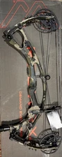 Hoyt RX7 Verde Camo RH 65# limbs / 25” to 28” mod in new condition 