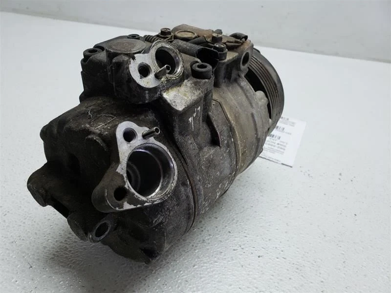 BMW 323i 1999 2000 compresor de aire acondicionado 64528379924 Foto 2 de 4