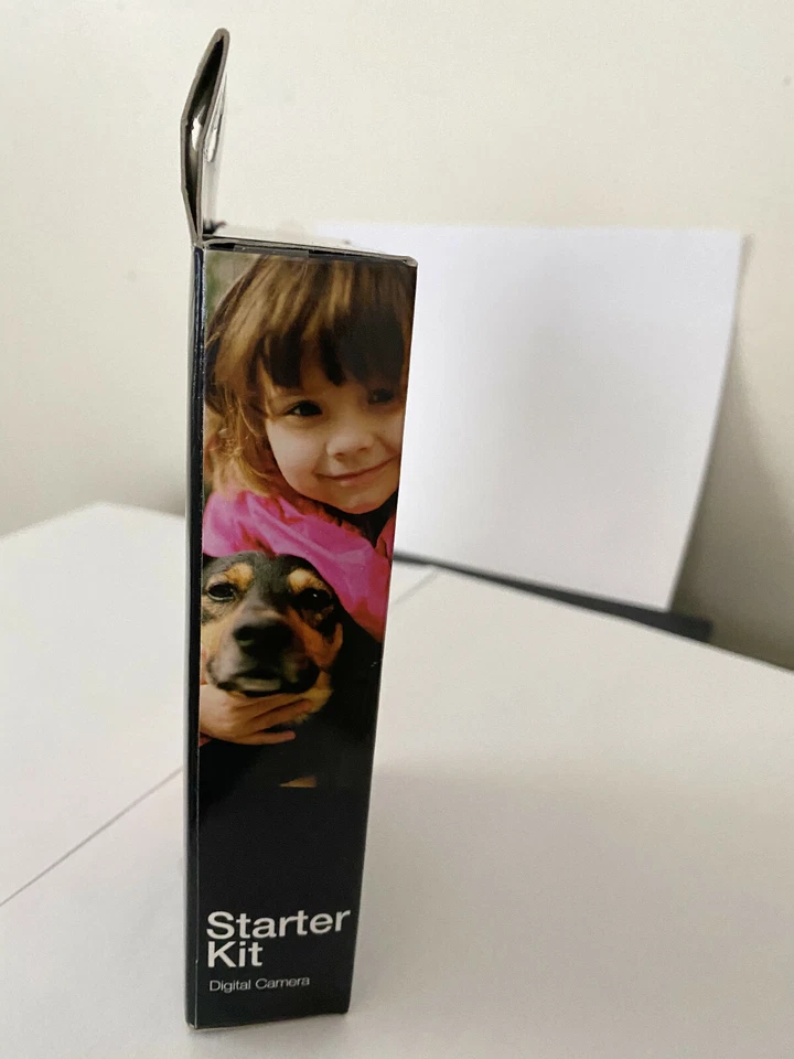 Vivitar Slim Digital  Camera Starter Kit - Image 2 of 4