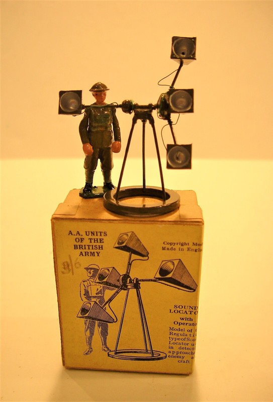 Superb & Rare W. Britains 1939 No. 1638 Sound Locator with Operator Mint Boxed