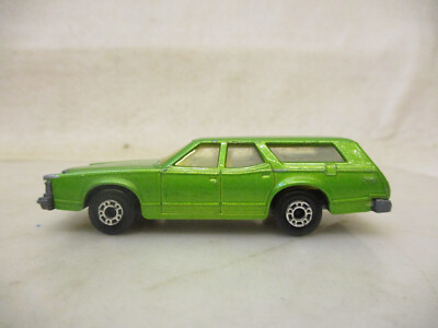 x-90045	Matchbox Superfast Nr. 74 Cougar Villager, mit Gebrauchsspuren