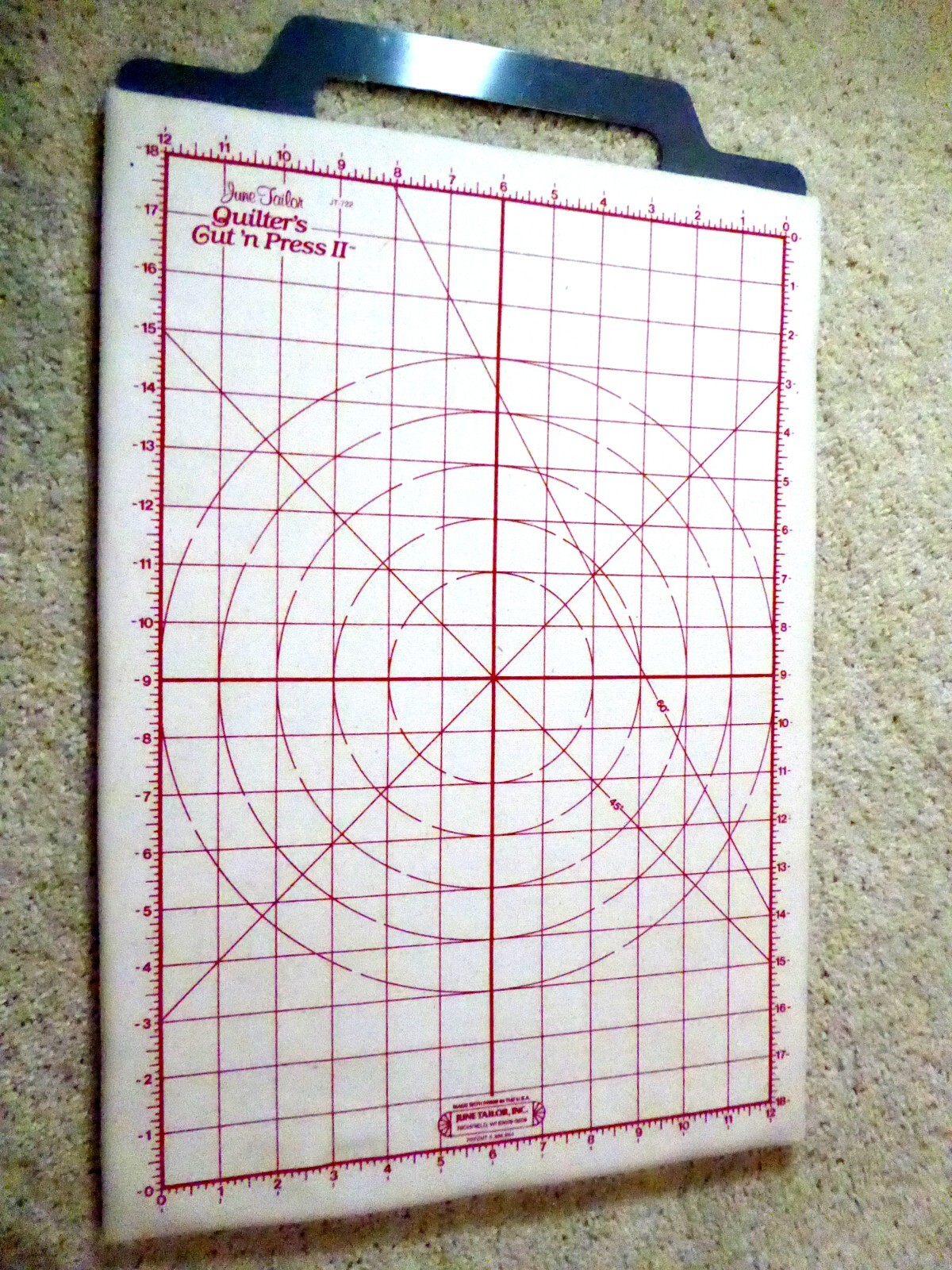 JUNE TAILOR QUILTER'S CUT'N PRESS II 12”x 18", CUSHIONED, EUC, FAST