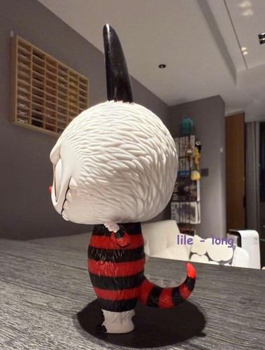 Authentic ZIMOMO The Monster Stranger Figure Collective Gift Doll Toy Rare Limit - Picture 4 of 7