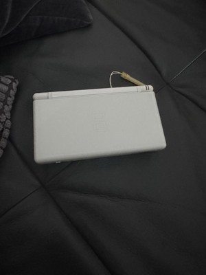 Nintendo DS Lite Spielkonsole - Weiß (1802066)