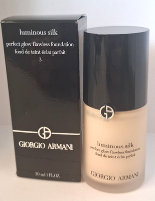 Armani Leuchtseide Perfect Glow Makellose Foundation - 3
