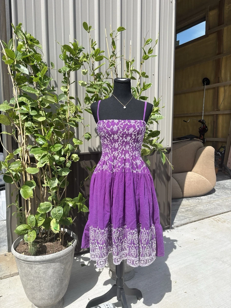 deep neck line dress Sleeveless Deep V-Neck Pleated A-Line Midi Dress for Wedding Guest main image 0