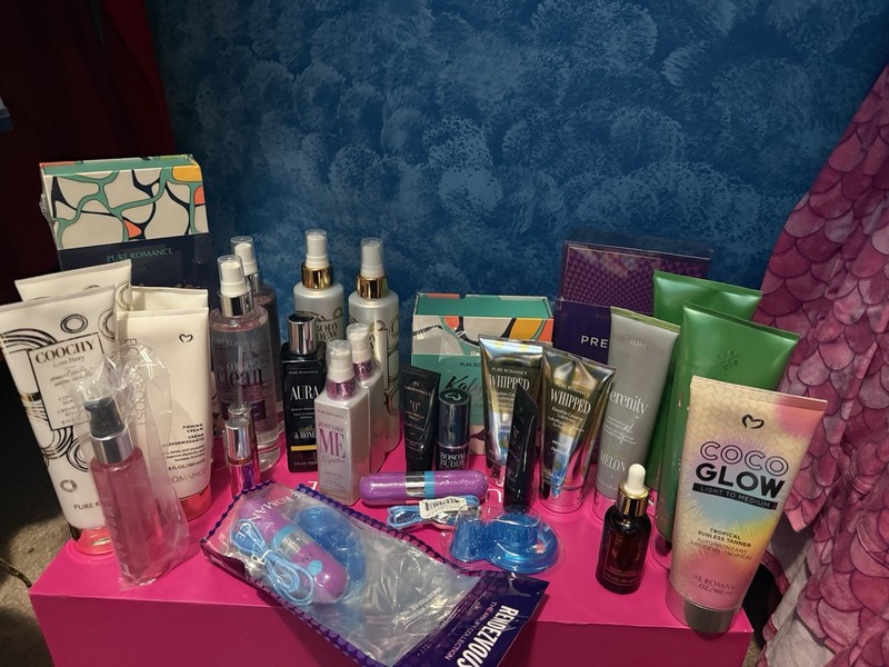 Pure Romance HUGE Lot NEW Sealed/Consultant Kit Vibes Lubes Body Care $600+