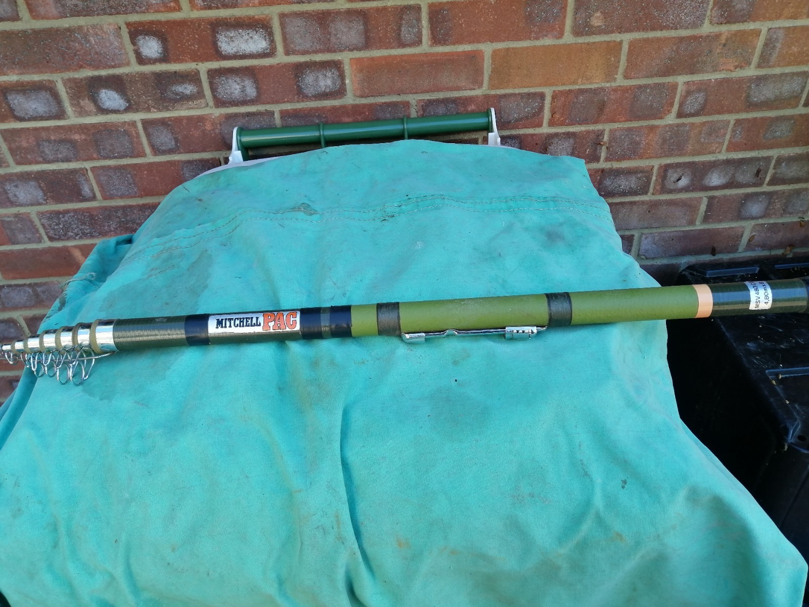 MITCHELL telescopic Rod. Extending To 4.8mtrs. EXCELLENT.
