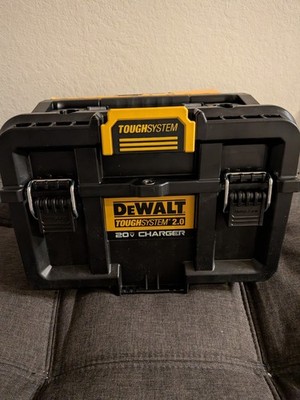 DEWALT Toughsystem 2.0 20V Dual Port Charger Box - DWST08050