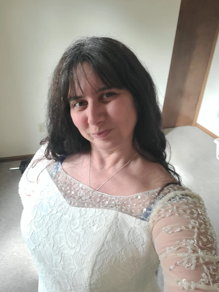 Vestido de novia TALLA GRANDE PERSONALIZADO Foto 4 de 4