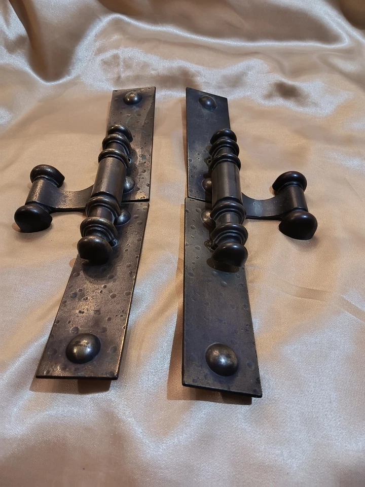 Juego de 2 tiradores de cajón de metal dorado recuperado XLarge gótico vintage Foto 4 de 4