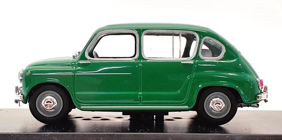 Solido escala 1/43 diecast 4572 - 1964 Seat 800 - verde Foto 3 de 4