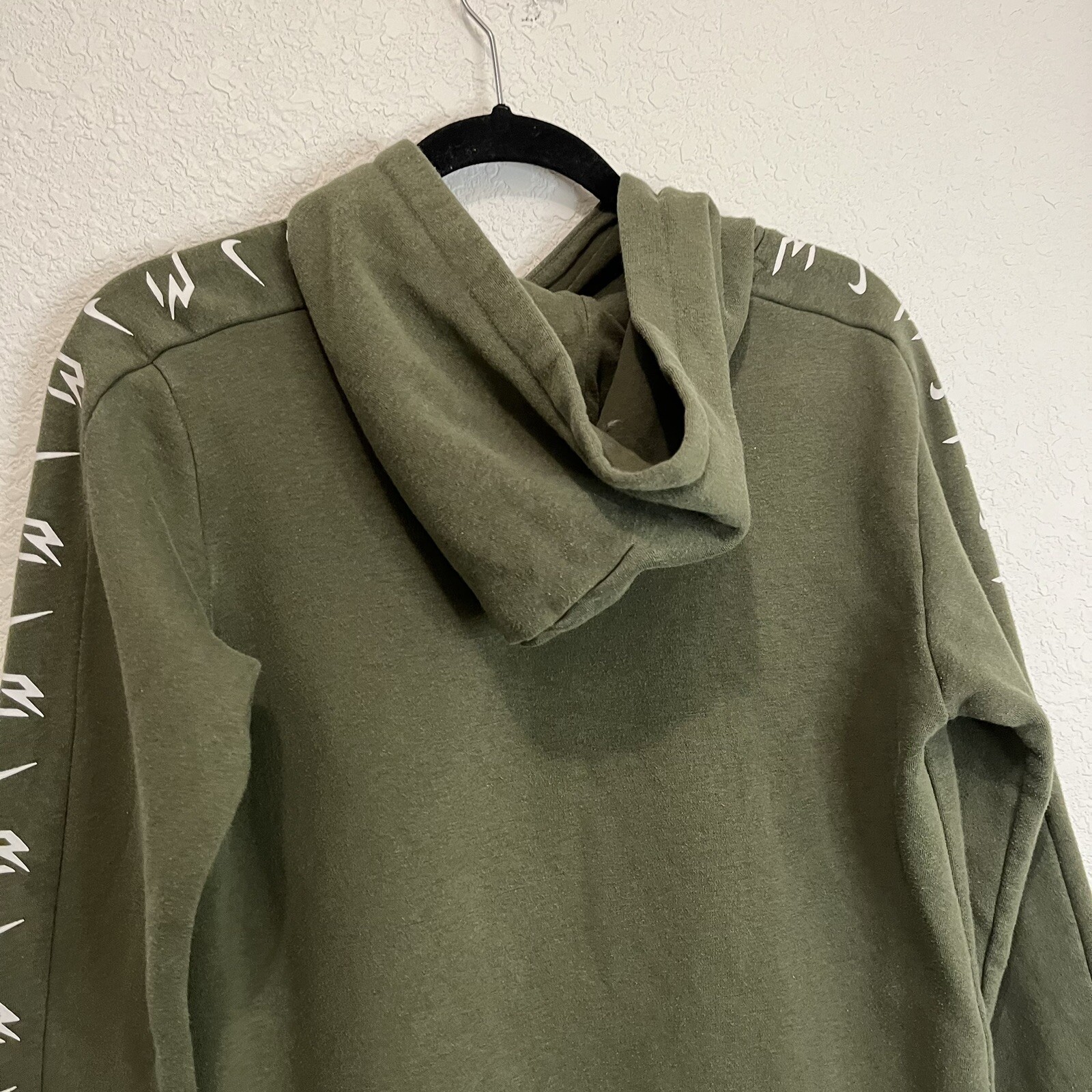 Nike Russell Wilson 3Brand Youth Pullover Hoodie Green Long Sleeve Size XL 13-15 thumbnail 8