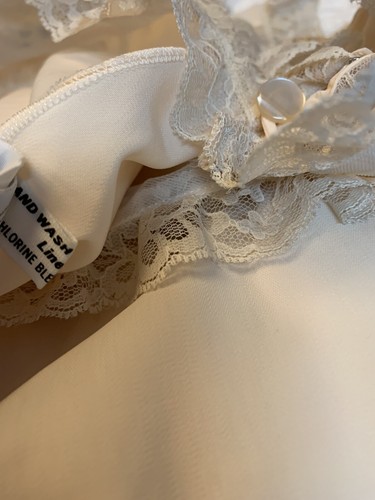 Vintage Najla New York Silky Crepe Lace Full Length Nightgown M 1970's USA NOS - Picture 11 of 12