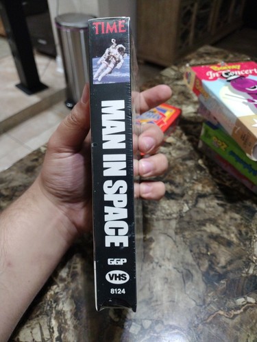 TIME Man In Space VHS 1989 Hosted by Alan Shepard GOODTIMES Home Video ---NEW--- - Picture 2 of 4