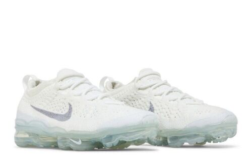 NIB $210 Nike Women's Size 7.5 Air VaporMax 2023 Flyknit Shoes White DV6840-100
