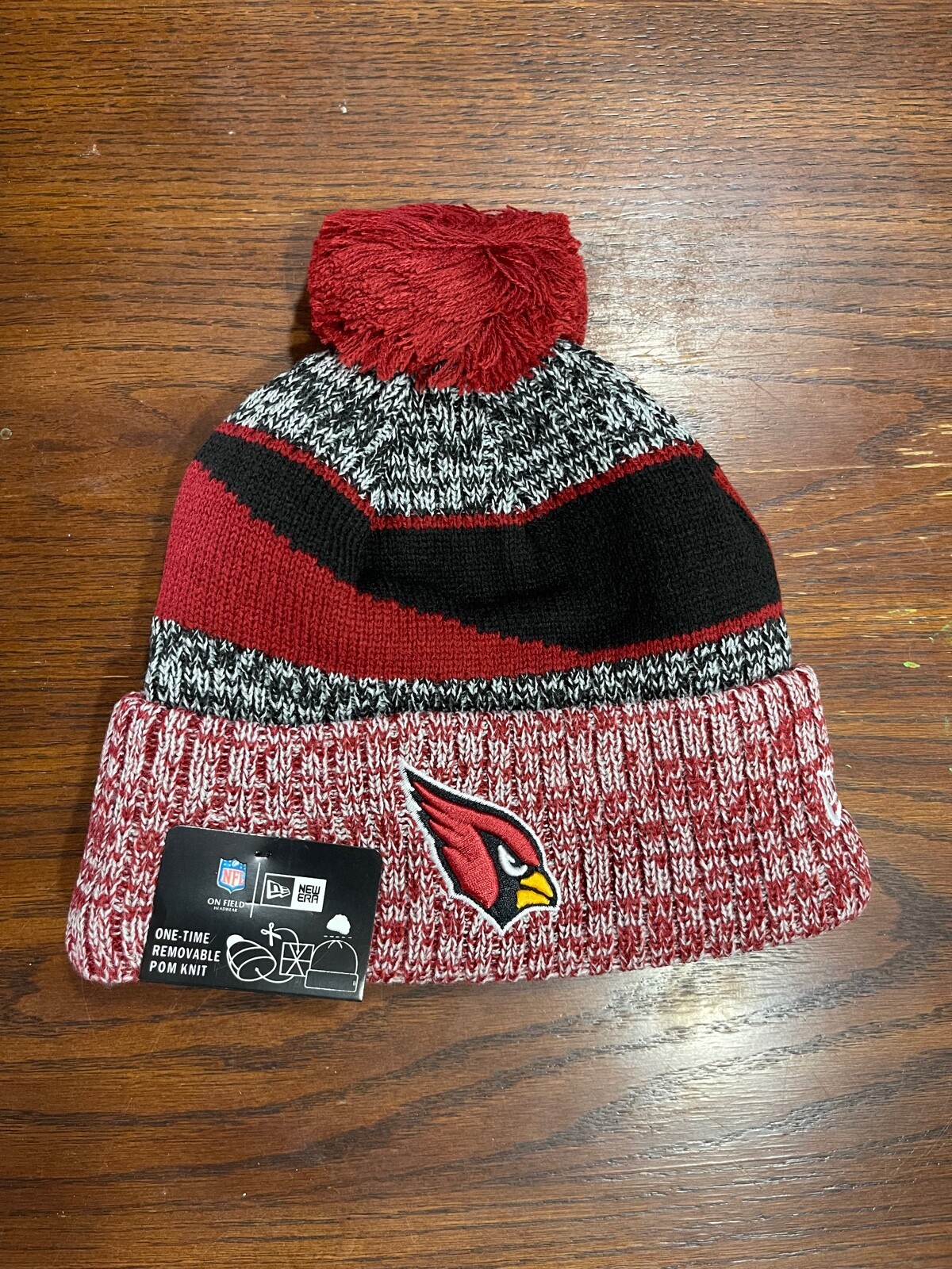 nfl-arizona-cardinals-2023-new-era-sideline-on-field-sport-knit-beanie