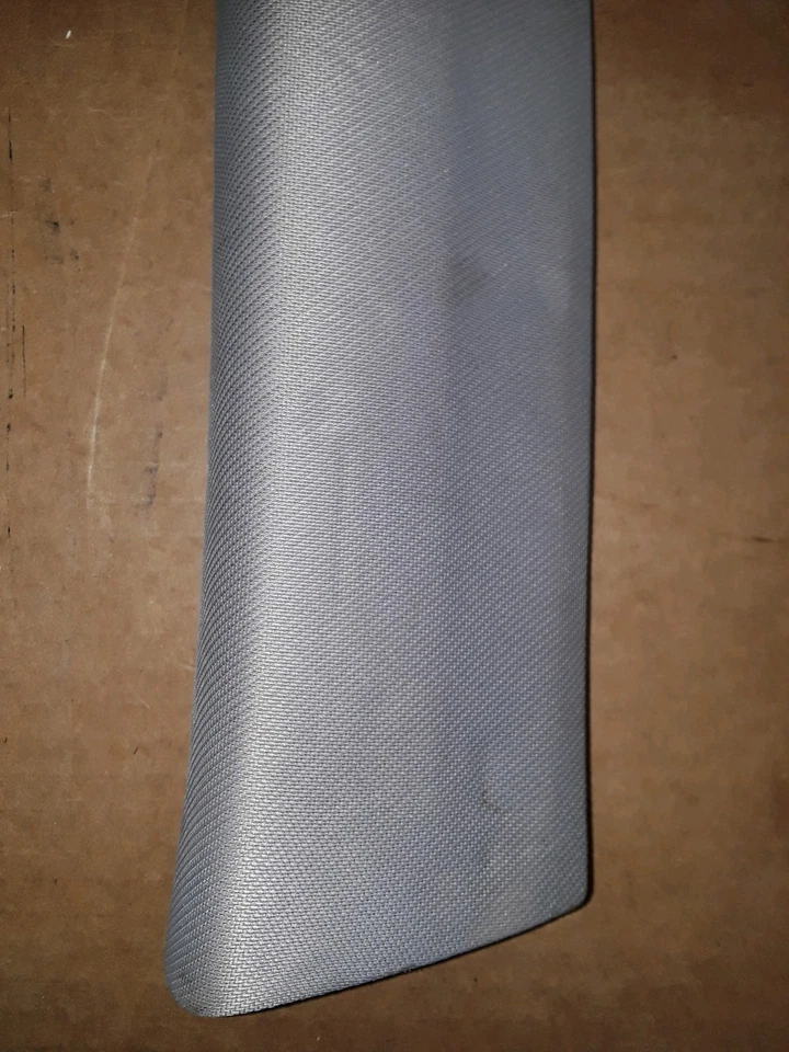 2002 VOLVO S40 Right Passenger Side Window Pillar Trim Molding G0X4 - Image 4 of 4