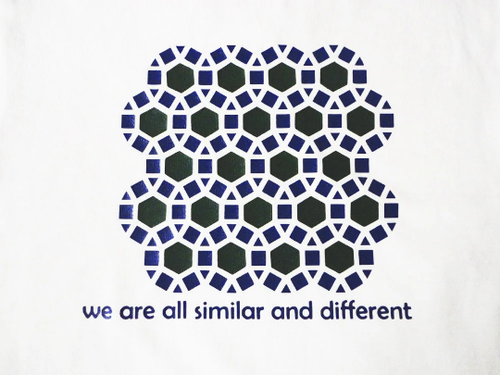 Size 4 White Tessellations T Shirt - Picture 2 of 2