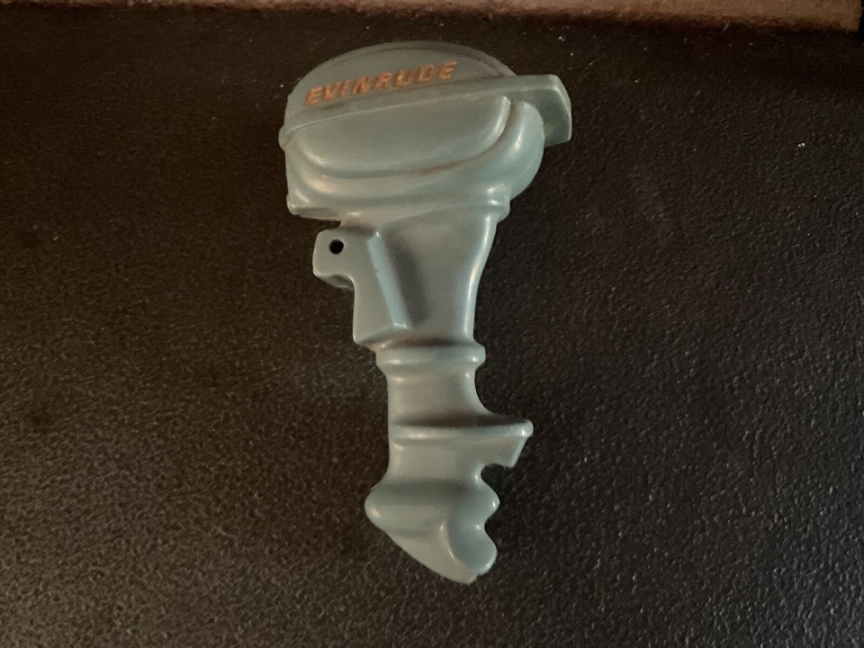 Vintage Light Blue Plastic Evinrude Outboard Toy Boat Motor approx 3" tall - Image 3 of 4