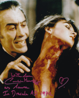 CAROLINE MUNRO signed Autogramm 20x25cm DRACULA AD 1972 in Person autograph COA