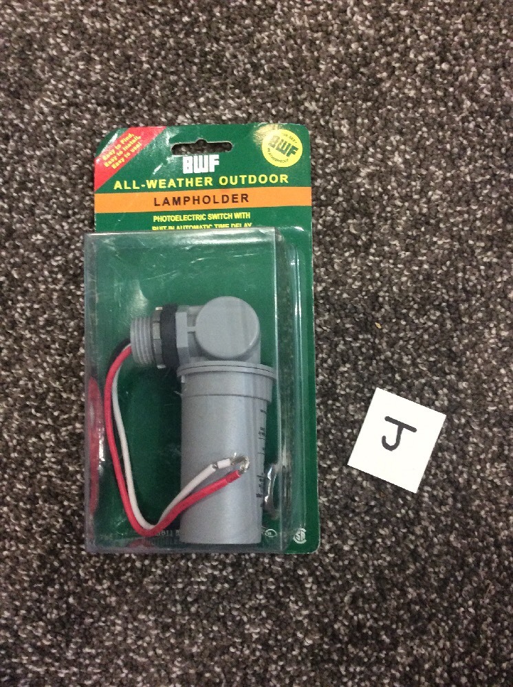 Photoelectric+Eye+Light+Bulb+Socket+Adapters+for+Automatic+on+off+Dark