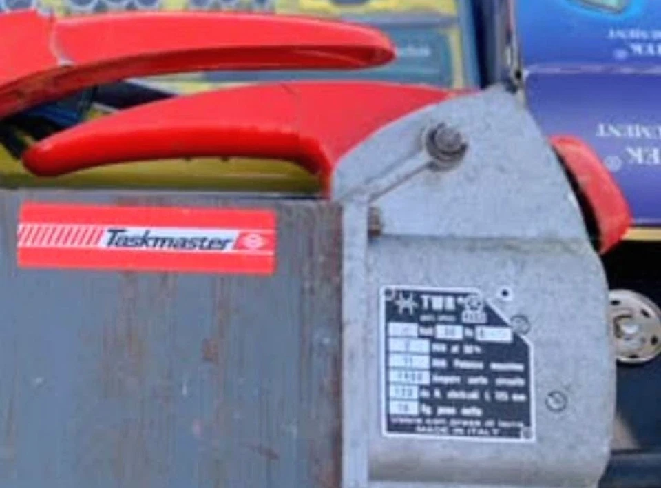 Taskmaster Handheld Spot Welder Portable Spot Welder - Image 3 of 3