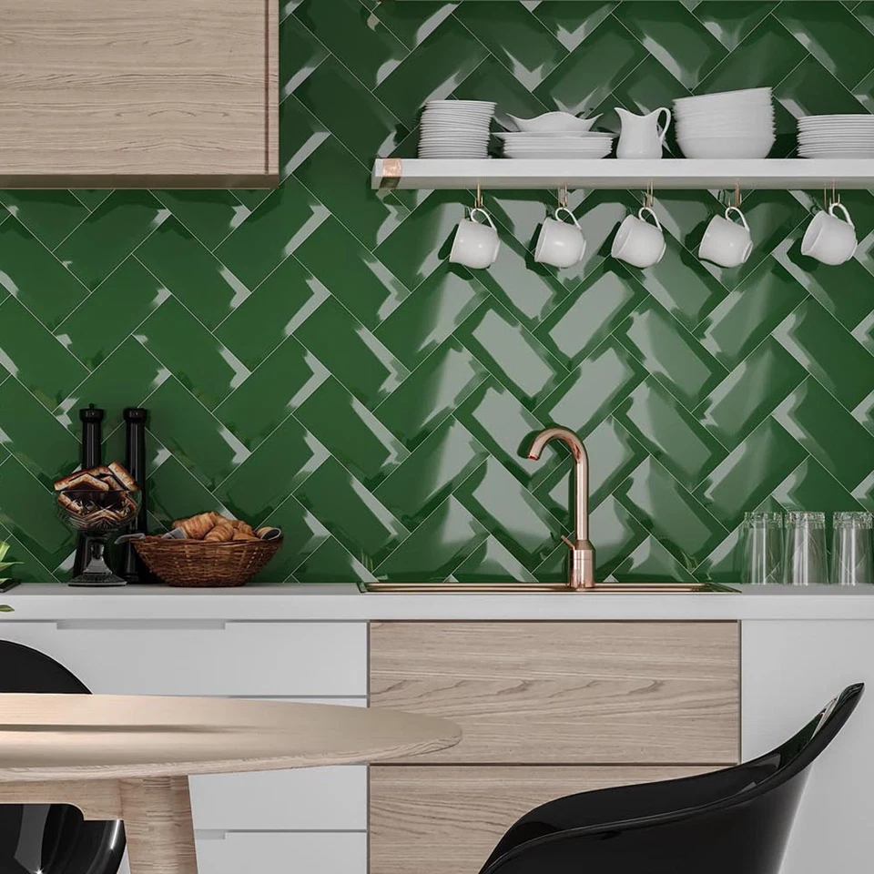 Bottle Green Ceramic Glossy Brick Subway Metro Tile Bevelled Edge 10x20cm Box - Image 3 of 4