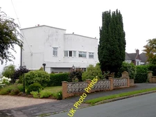 Photo 6x4 Art Deco house near Spring Hill, Wolverhampton Lower Penn Sprin c2016