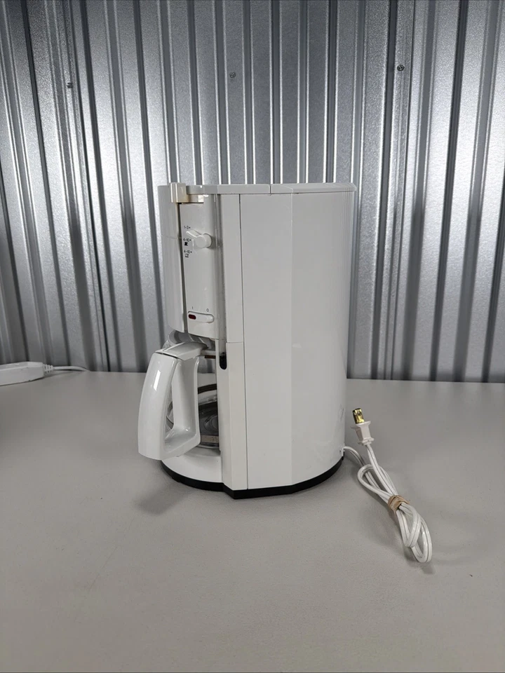 Krups ProAroma 10 Cup White Coffee Maker w/ Carafe - Working! - Image 2 of 4