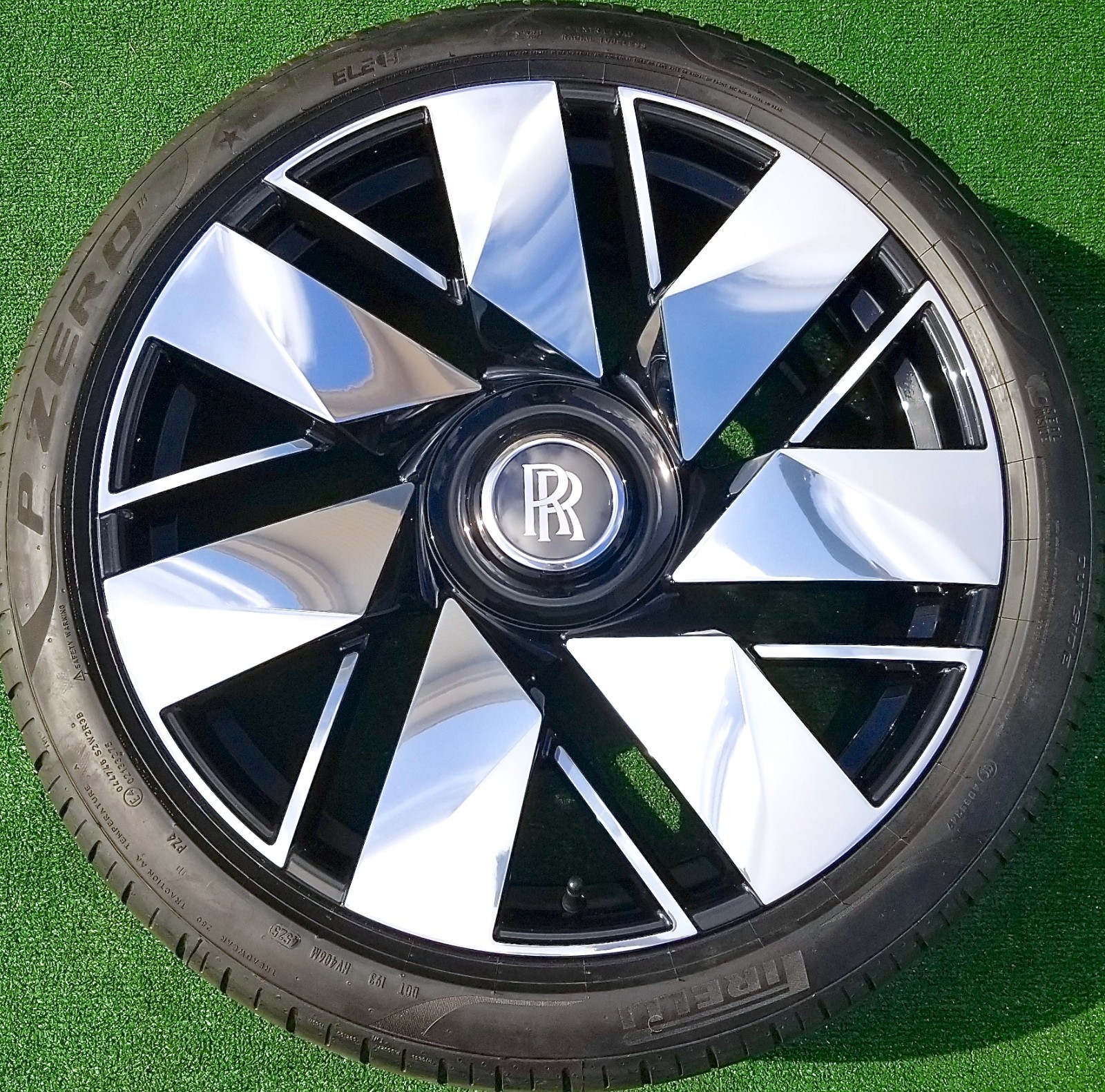 2026 Factory Rolls Royce 23 inch Wheels Tires Caps Cullinan Phantom Genuine OEM