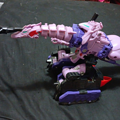 Hasbro Transformers Beast Wars Megatron Predacon Transforming Action Figure